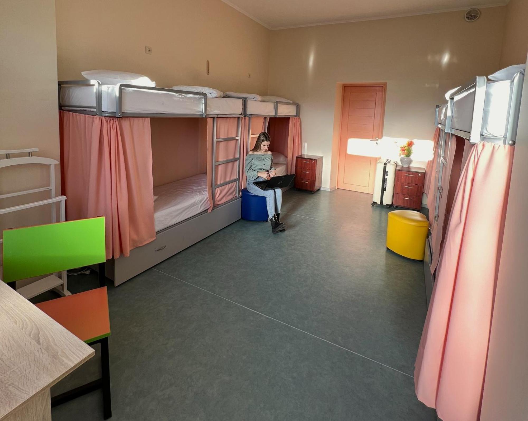 Demeevsky Hostel Kyiv Exterior photo
